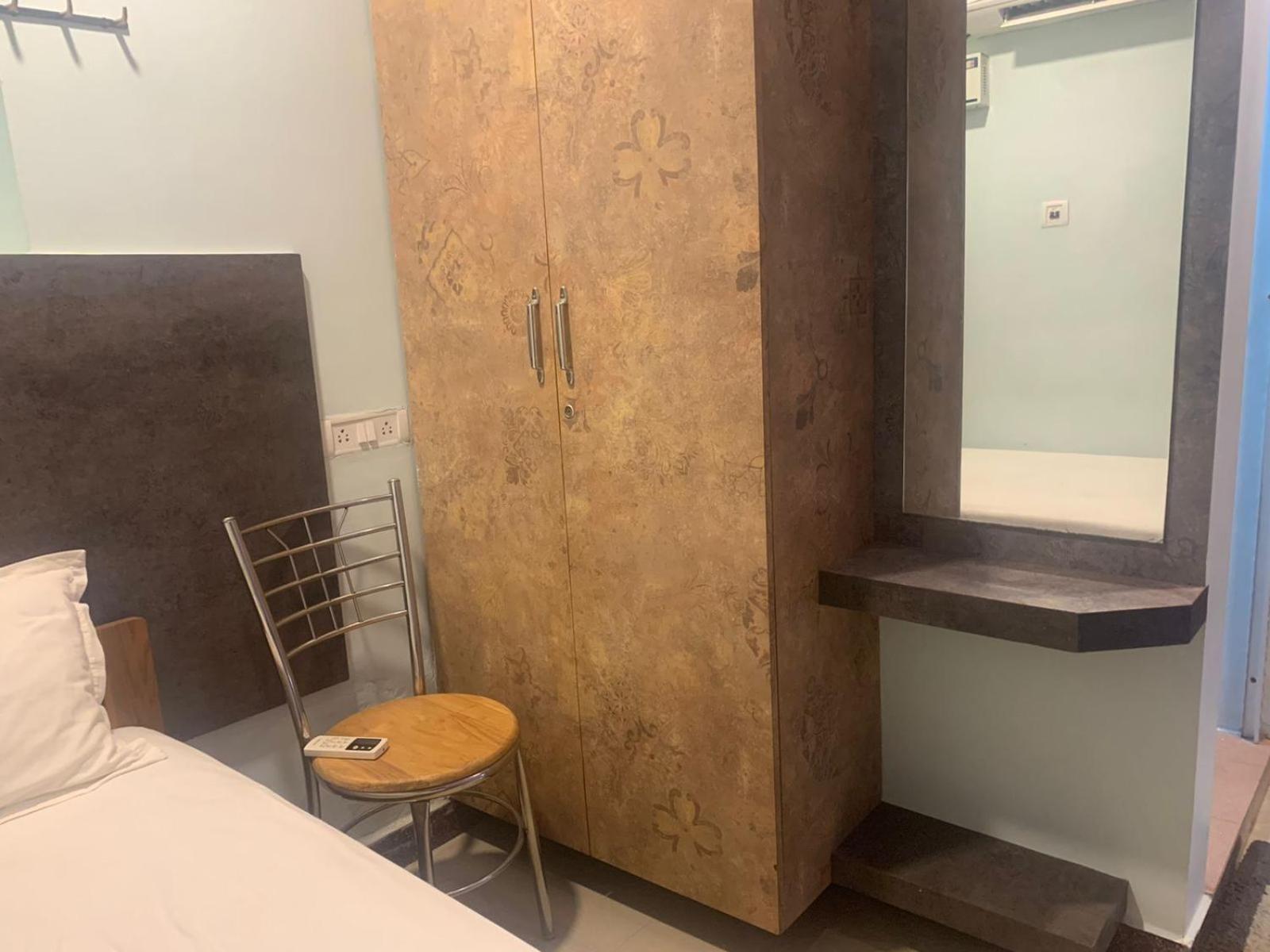 Hotel Sikara, Kumbakonam Zewnętrze zdjęcie