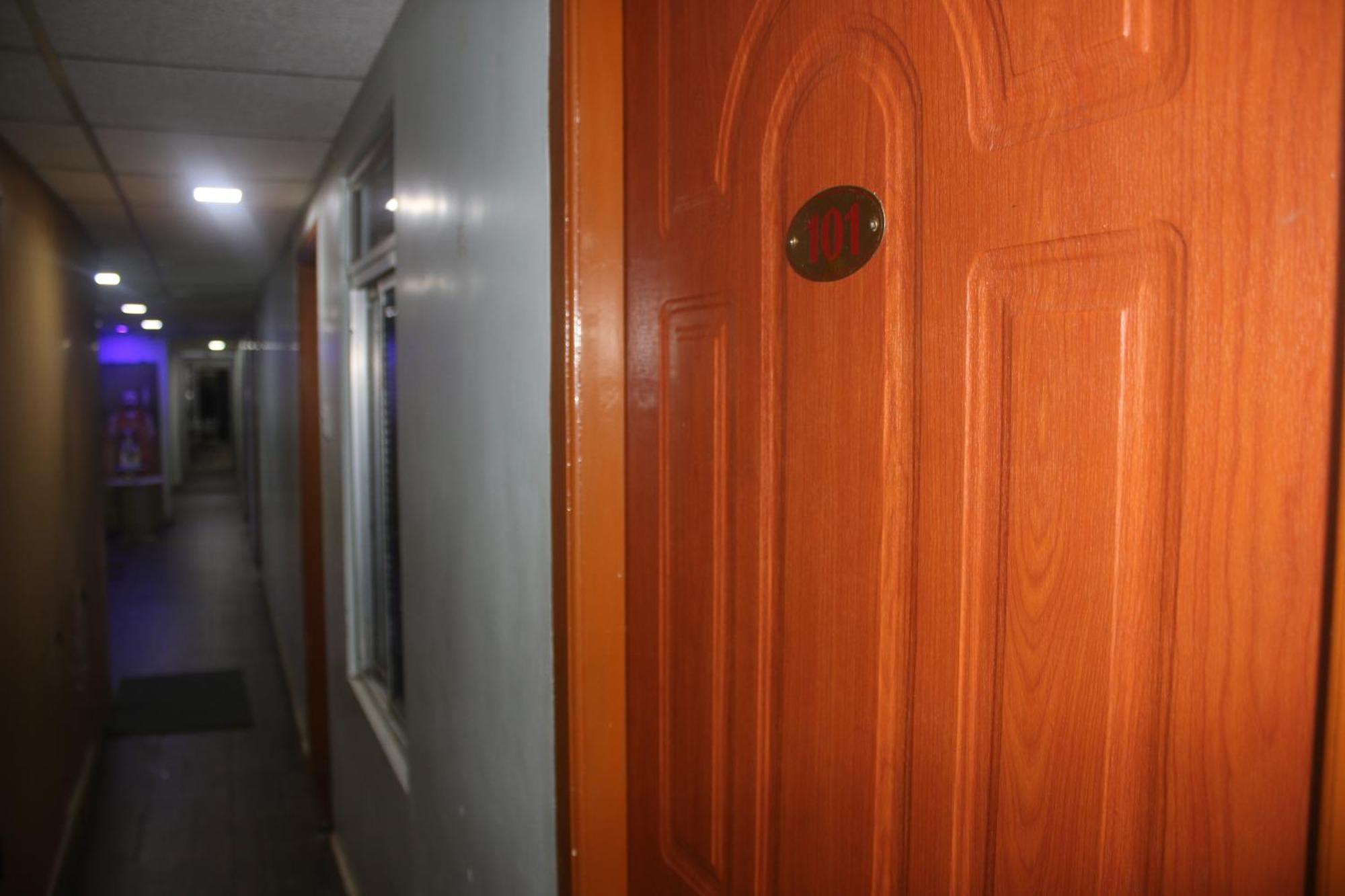 Hotel Sikara, Kumbakonam Zewnętrze zdjęcie