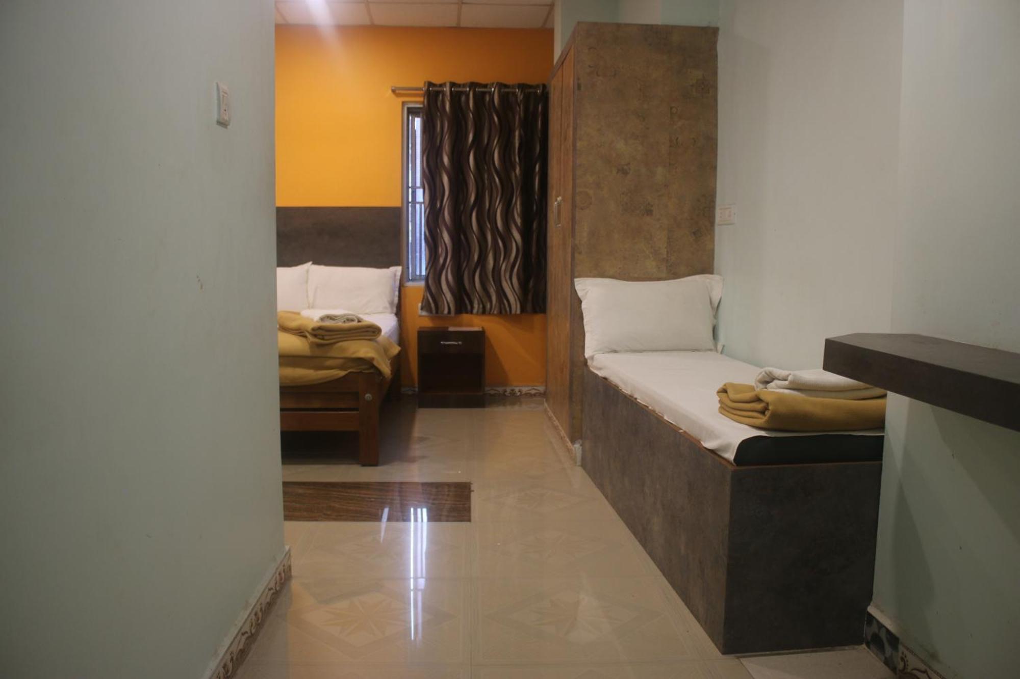 Hotel Sikara, Kumbakonam Zewnętrze zdjęcie
